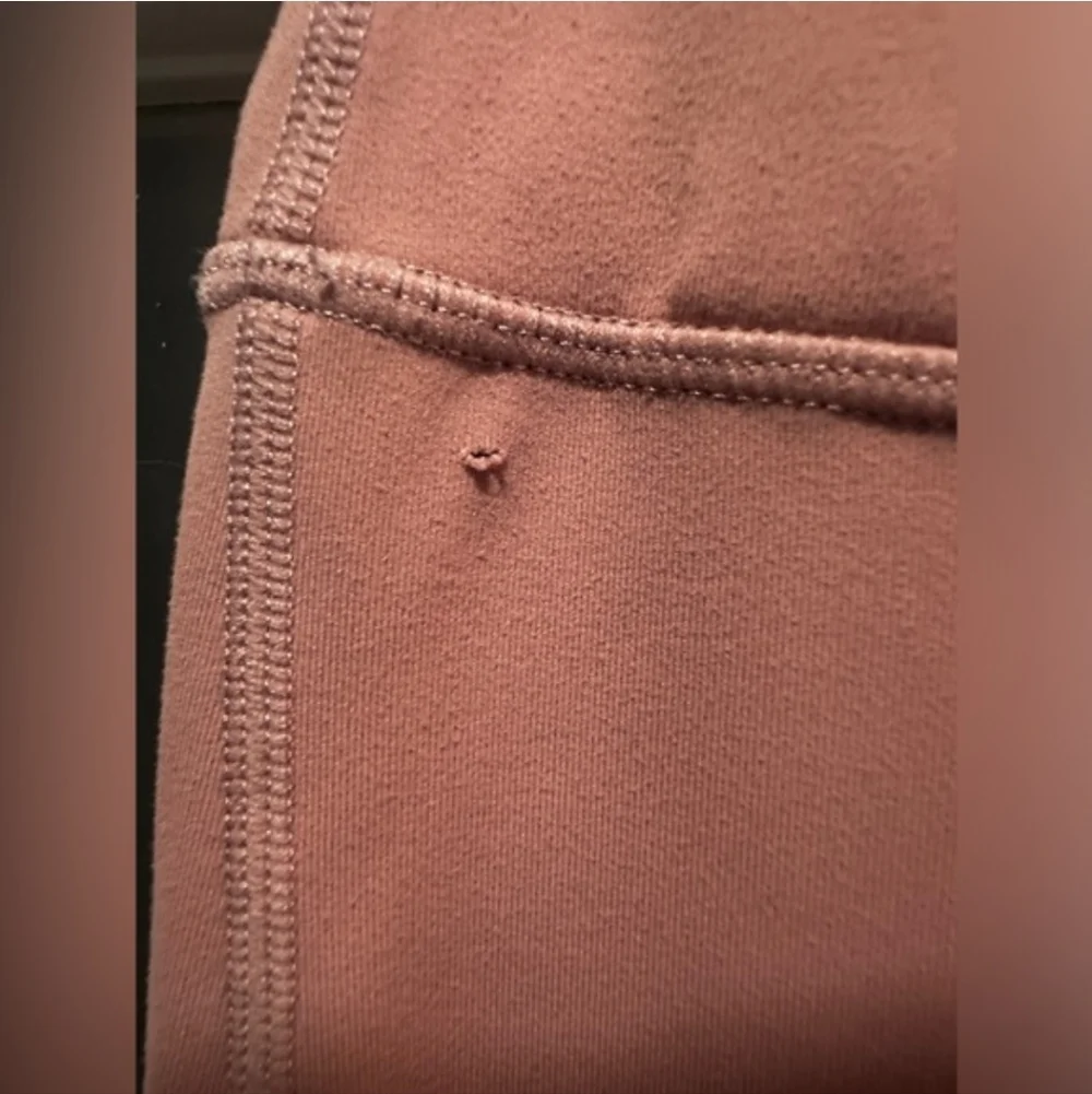Fabletics Peach Leggings Size Small - Picture 5 of 5